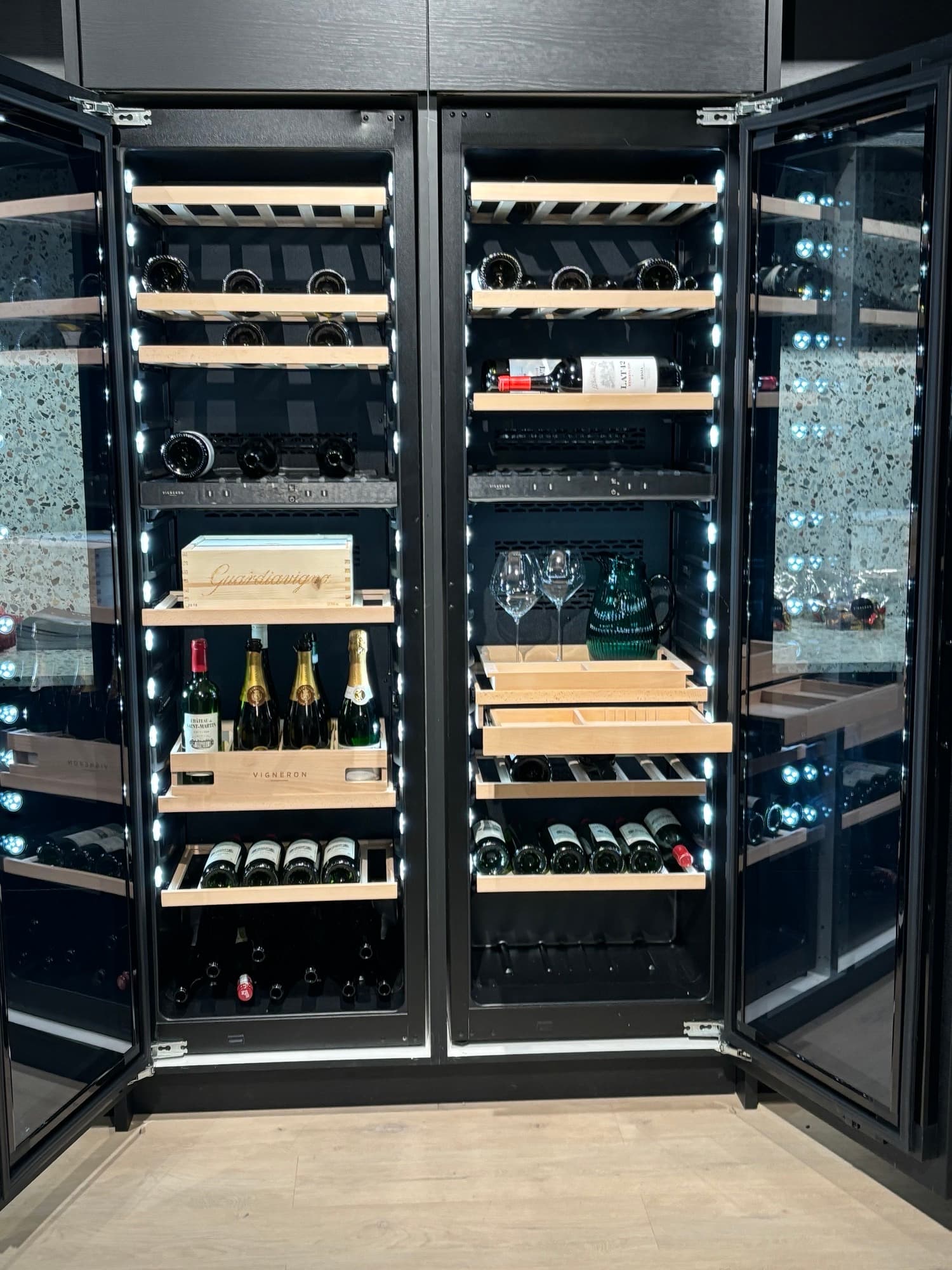 vigneron vinvägg vinkyl
